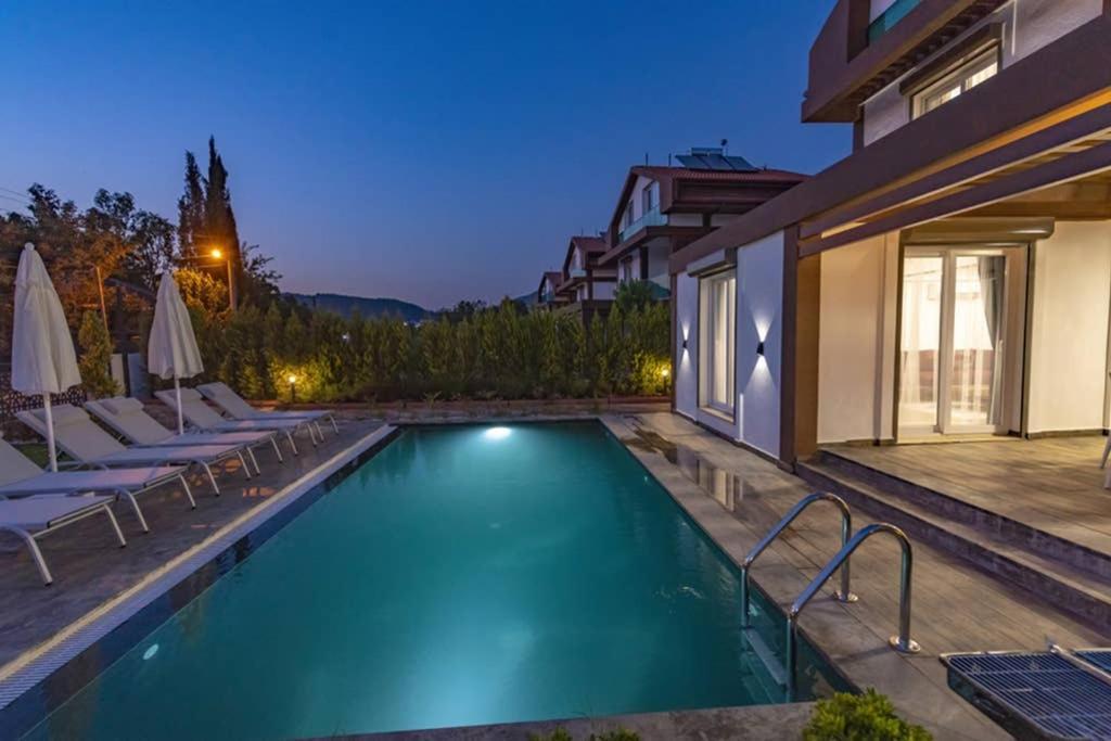 Bella- 4 Bedroom Holiday Villa In Oludeniz Fethiye Eksteriør billede