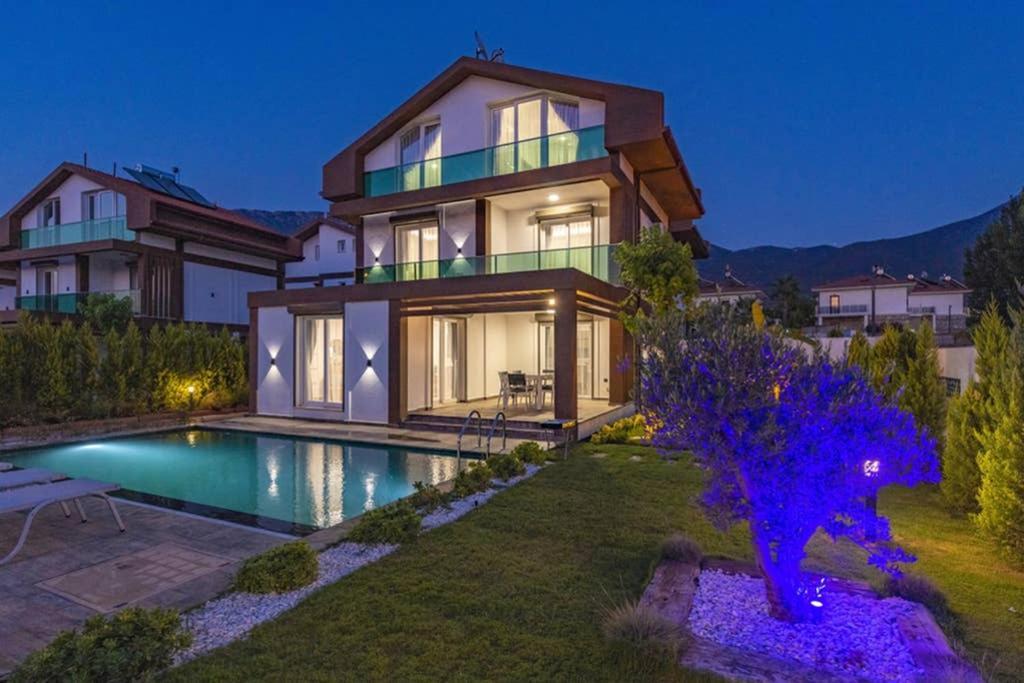 Bella- 4 Bedroom Holiday Villa In Oludeniz Fethiye Eksteriør billede