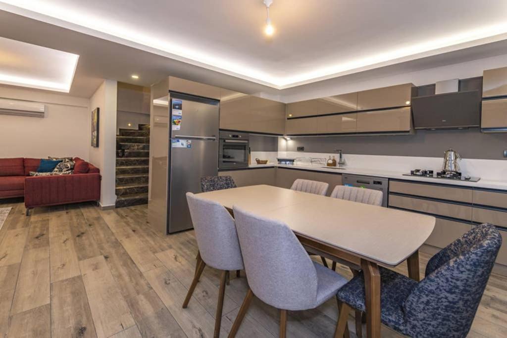 Bella- 4 Bedroom Holiday Villa In Oludeniz Fethiye Eksteriør billede