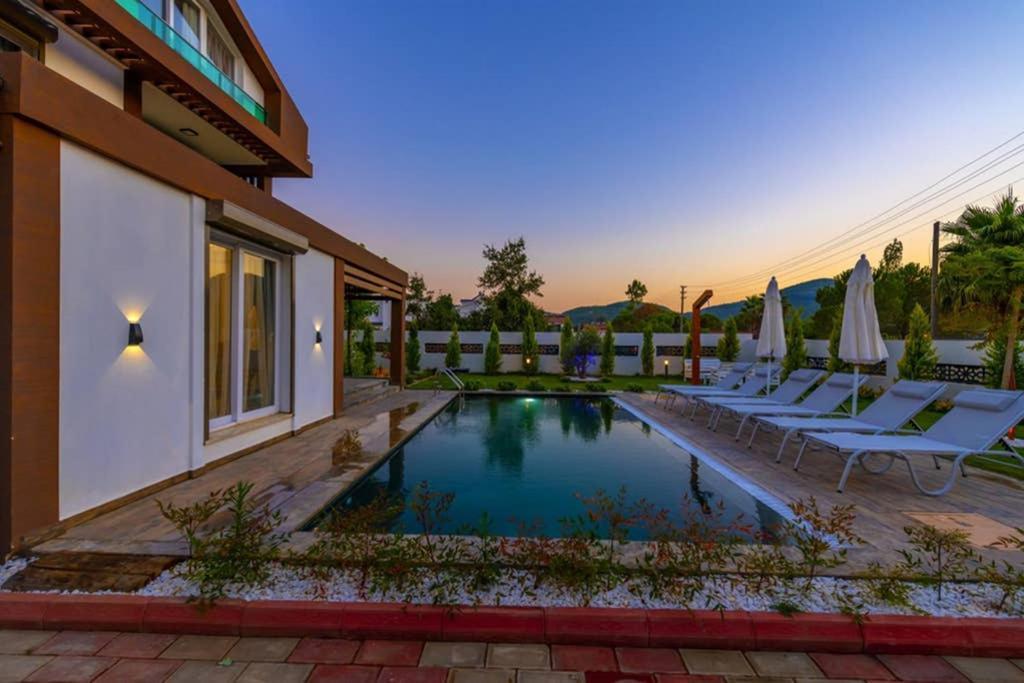 Bella- 4 Bedroom Holiday Villa In Oludeniz Fethiye Eksteriør billede